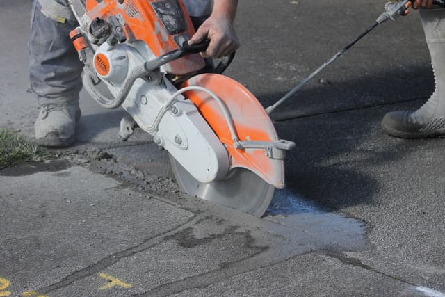 Hoover Asphalt Repair logo