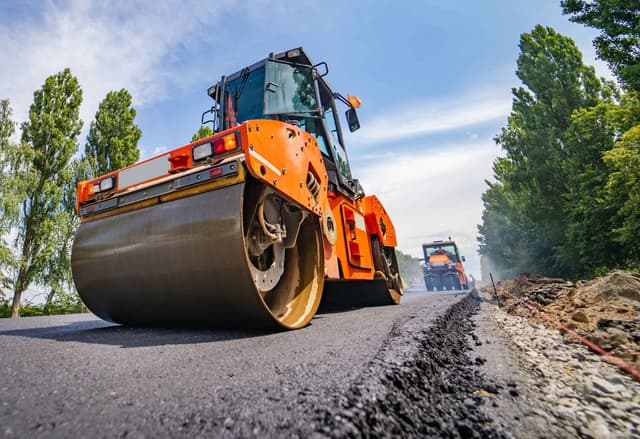 Southern Striping, and Asphalt Services logo