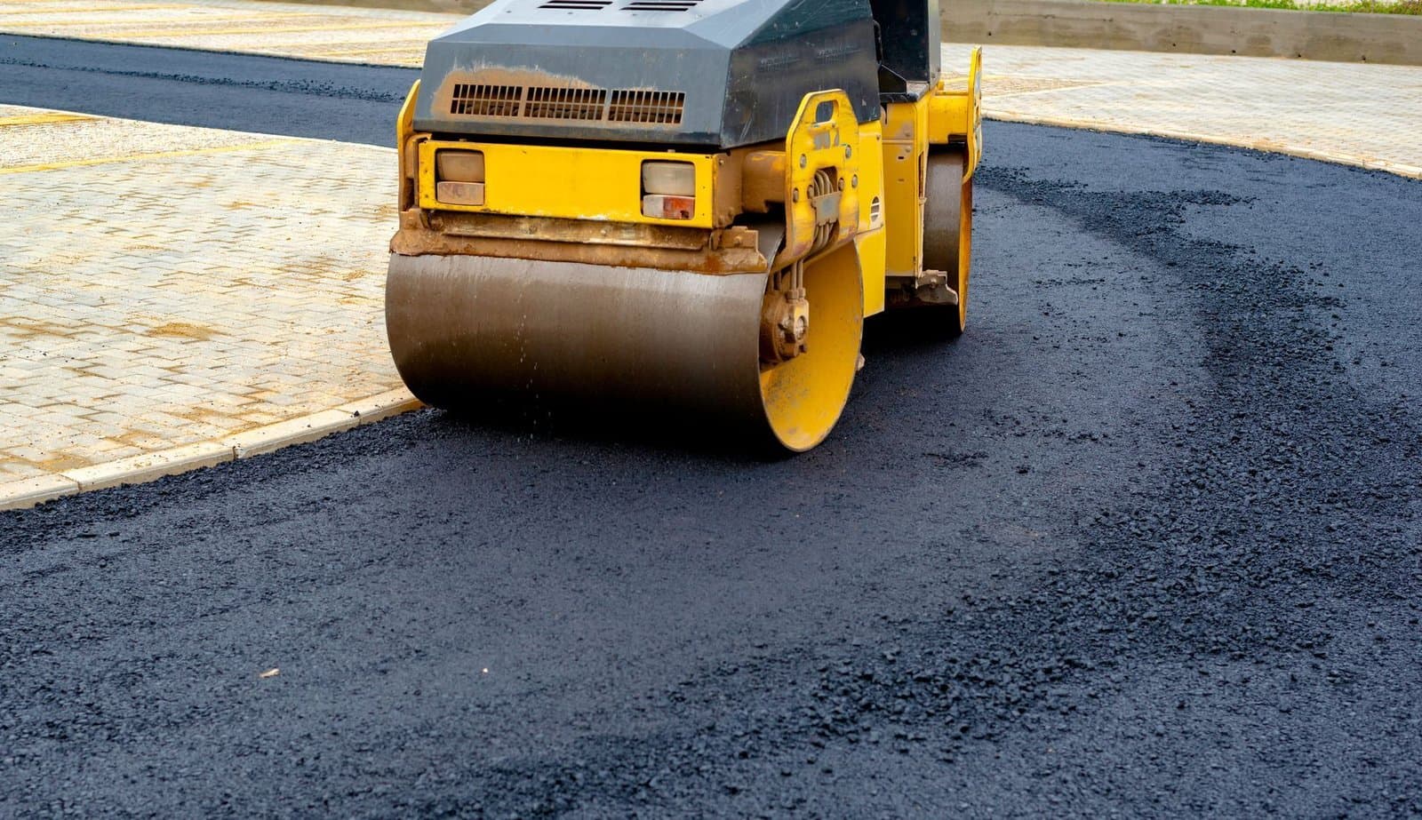 Paving work by R & R Paving