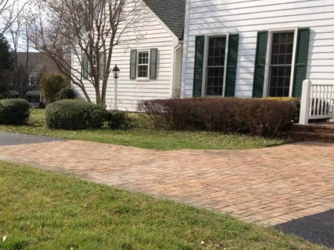 Paving work by Testa Asphalt Paving, Inc.